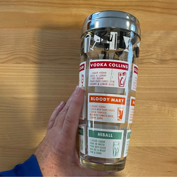 Cocktail Shaker with Recipe Guide - Silver and Multicolor - Picture 4 of 7